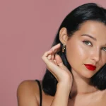 Choosing-The-Best-Pair-Of-Earrings-For-Your-Face-Shape